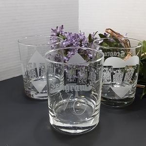 SEAGRAM'S V.O. CANADIAN WHISKEY Bar Glasses Poker Hand Playing Cards